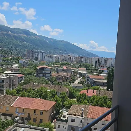 Luxury Hannah * Vlorë