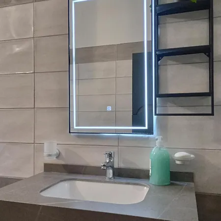 Luxury Hannah * Vlorë
